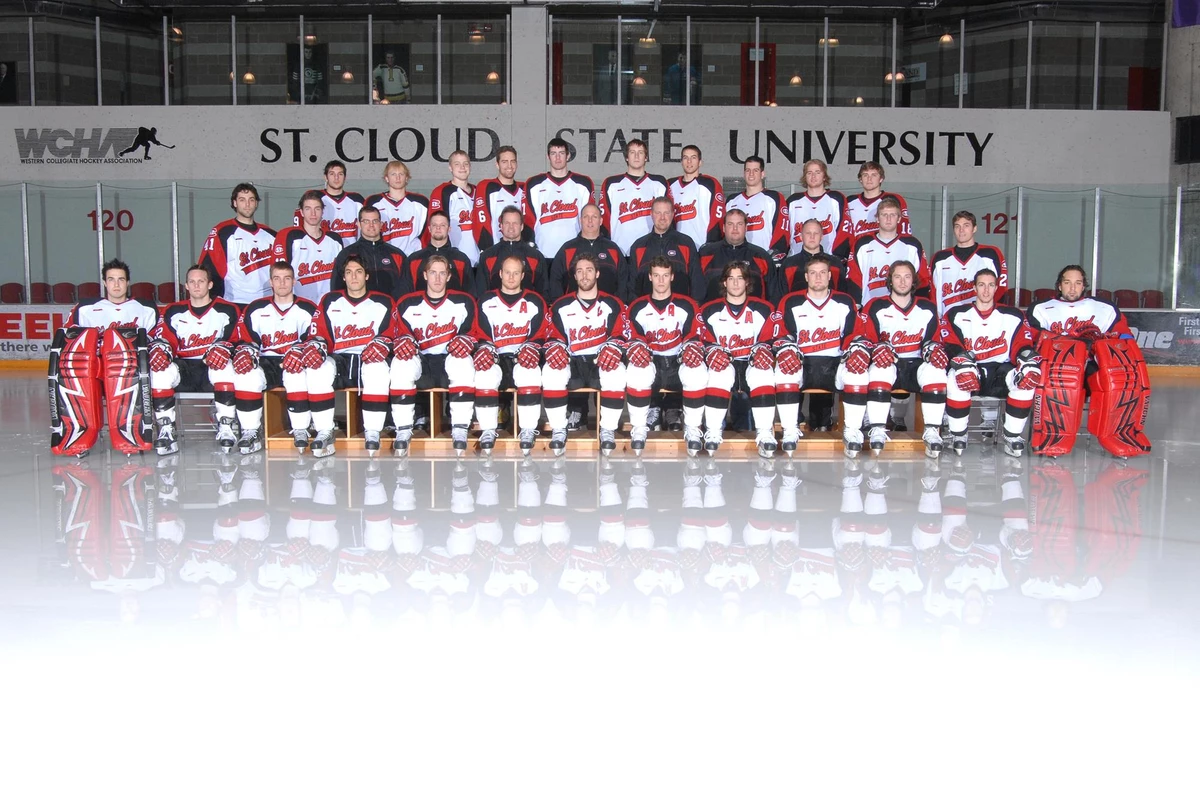 2007-08 Men's Hockey Photo