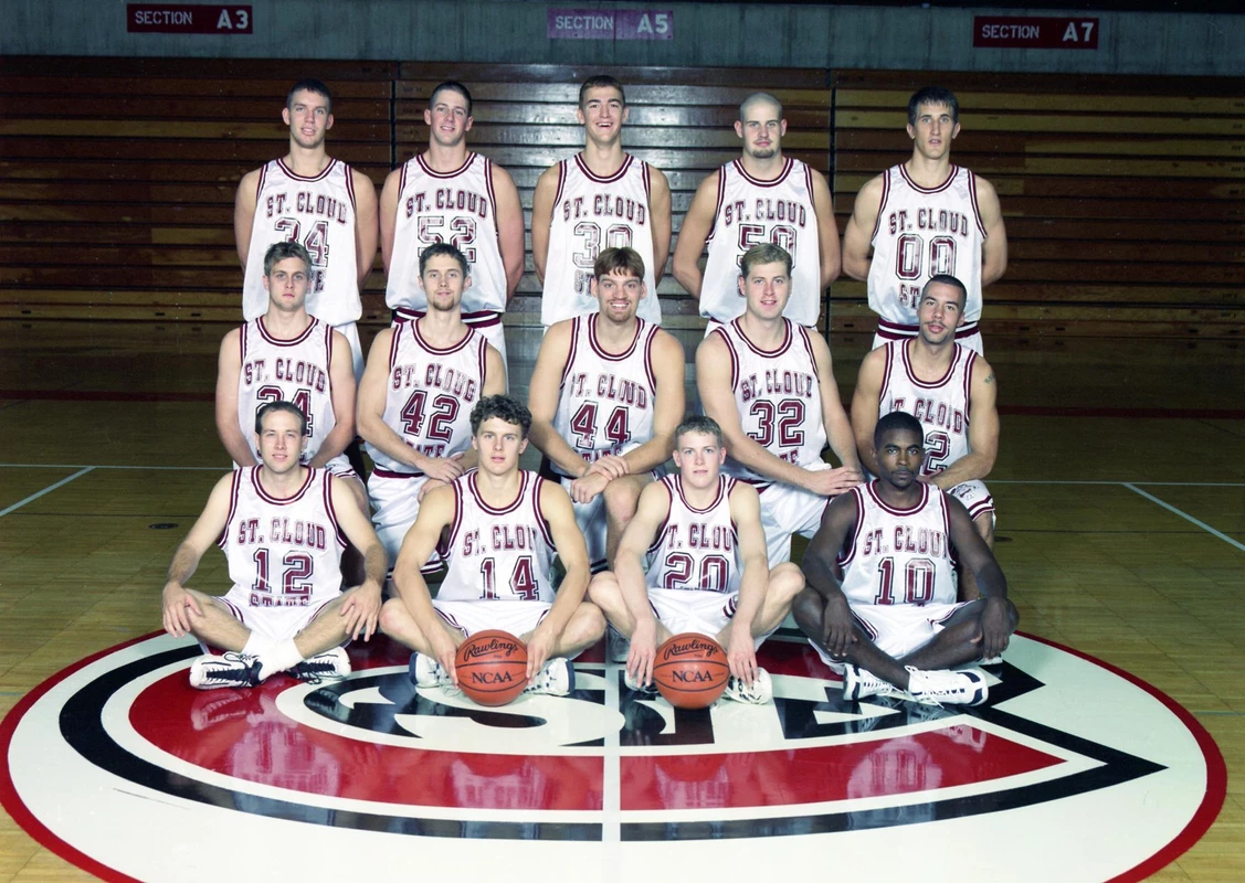 1998-99 Men's Basketball Photo