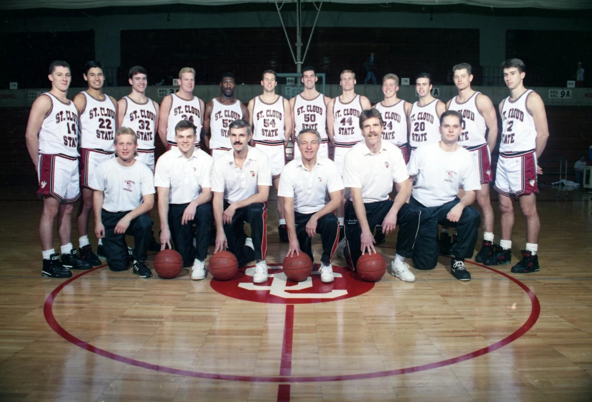 1991-92 SCSU Men's Basketball Team