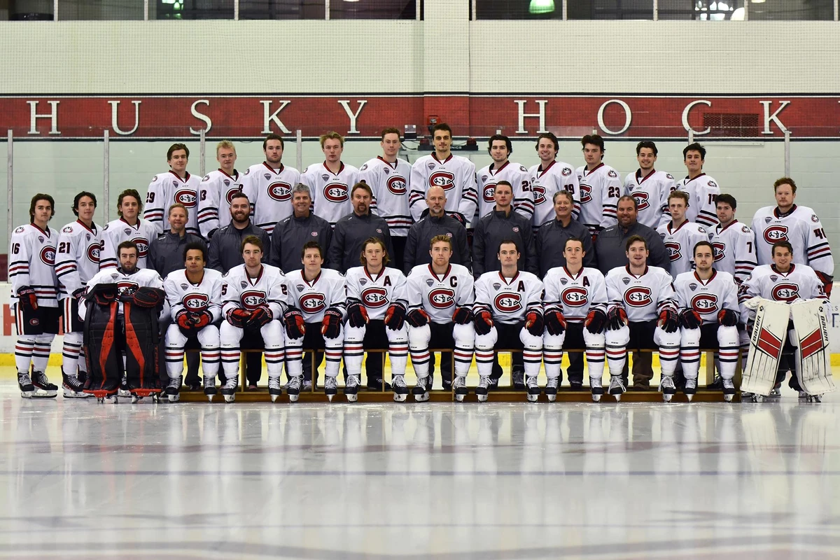 Men's Hockey Team Photo 2021-22