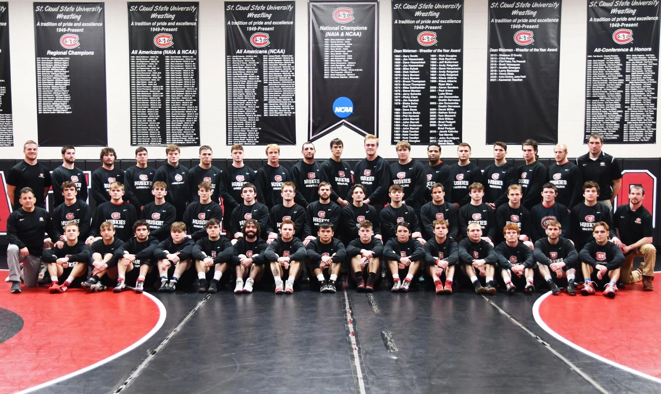 2021-22 Wrestling Team Photo