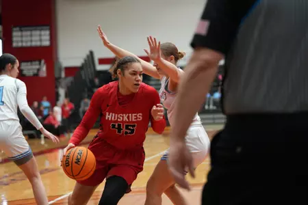 Katrina Theis vs UIU