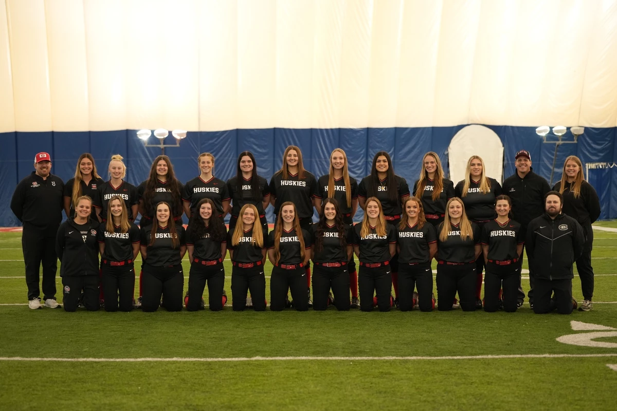Softball Team Photo 2023