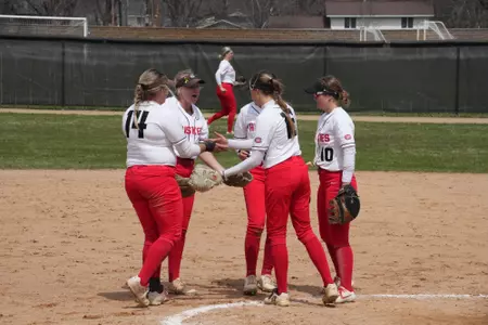 Infield huddle vs Augie 2023