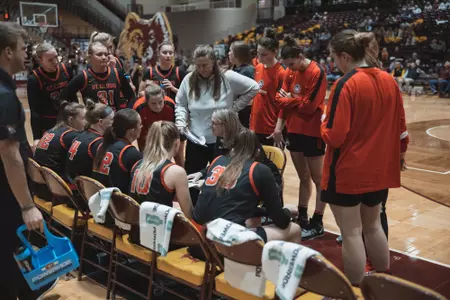 bench @ NSU 12-8 | 1-4 preview