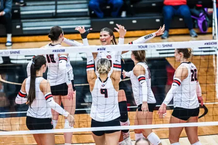 Kenzie Foley celly NSIC Tournament Championship vs. Concordia-St. Paul 11-24-24