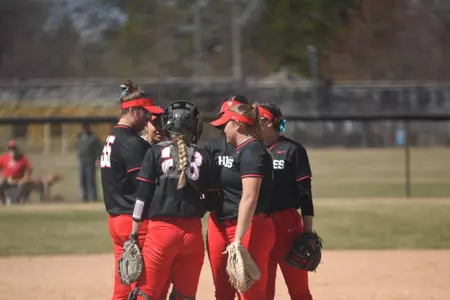 Team huddle vs. Sioux Falls 4-14