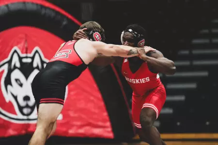 Black and Red Kubisa Bornholdt