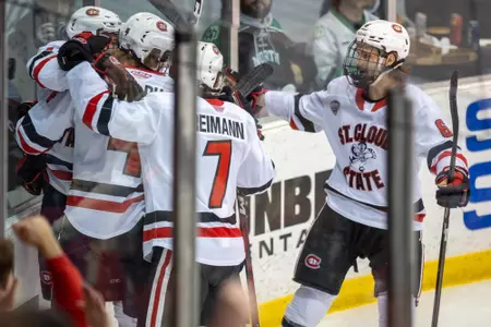 Cele vs. UND