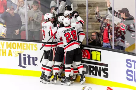 Paupanekis cele vs. Michigan Tech