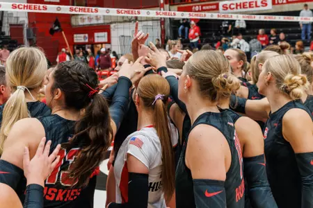 team huddle vs. Minnesota Crookston 10-3-26