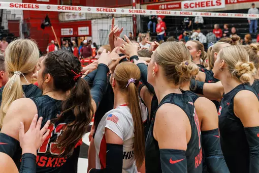 team huddle vs. Minnesota Crookston 10-3-26