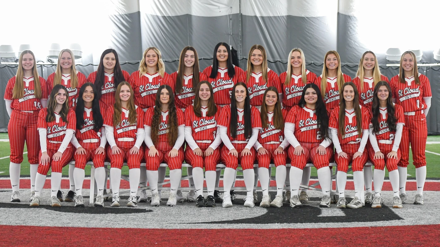 2026 Softball team photo