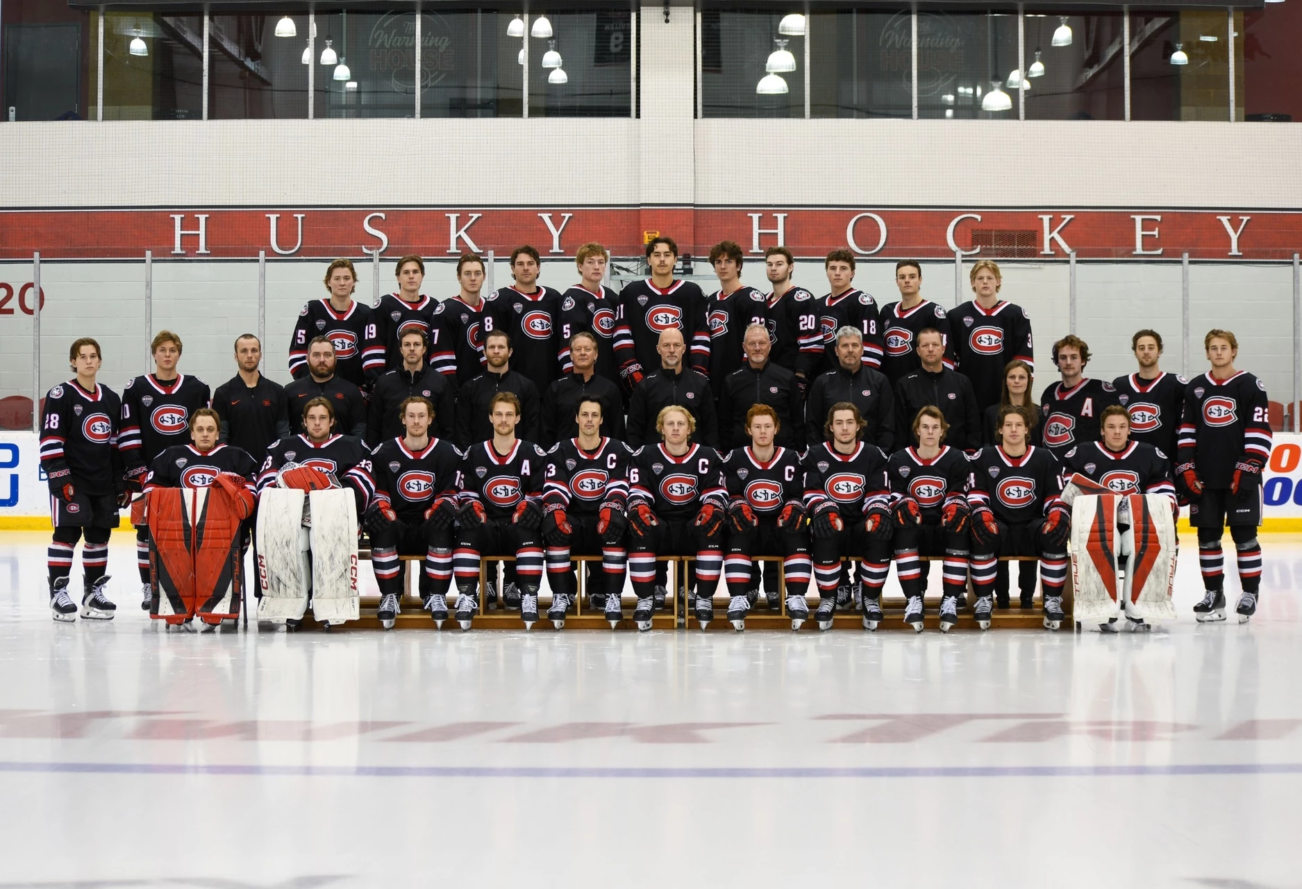 2025-26 MHK TEAM PHOTO