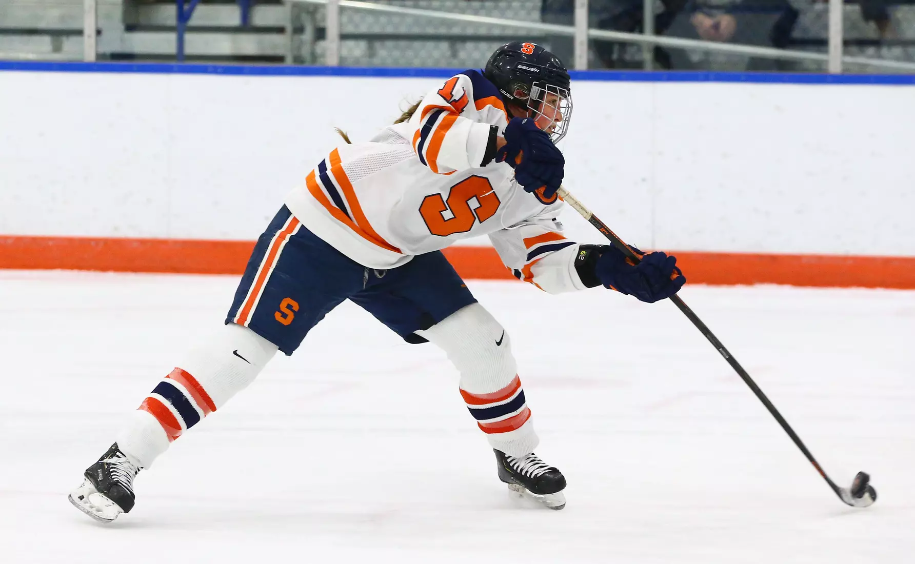 Kelli Rowswell shoots.