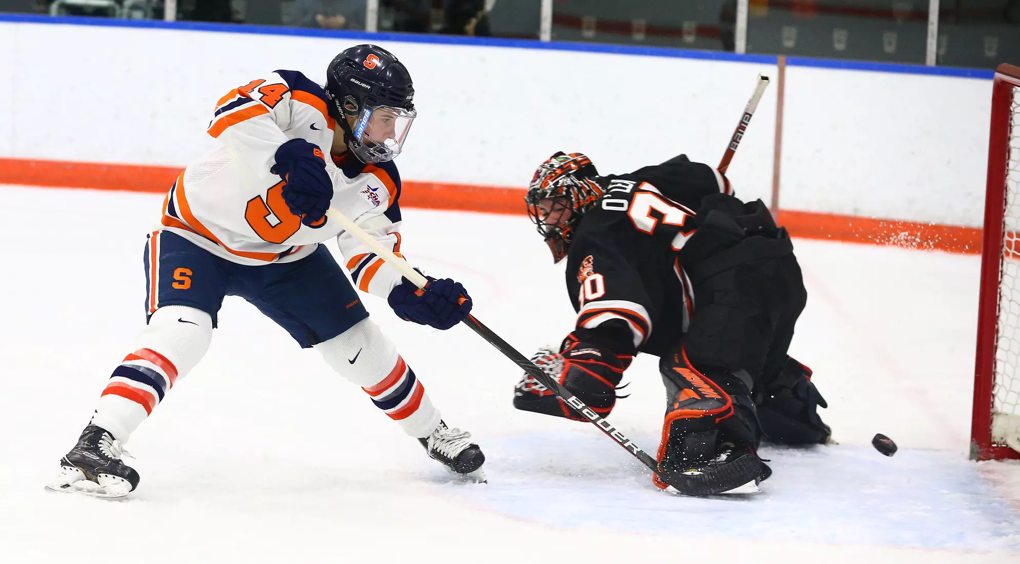 Savannah Rennie scores.