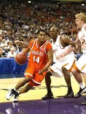 Edelin Scores 28 In SU's 87-70 Win Versus Canisius Image