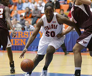 SU Suffers First Loss of the Season, 52-51, at UMass Image