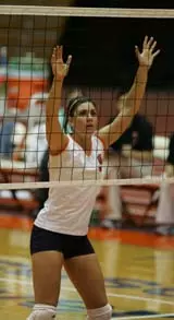 Syracuse Sweeps Siena To Extend Winning Streak Image