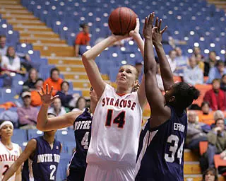 Orange Women Score 45-42 Win Versus Villanova Image
