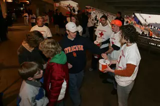 SU Basketball Fans Contribute More Than $34,600 for Tsunami Disaster Relief Fund Image