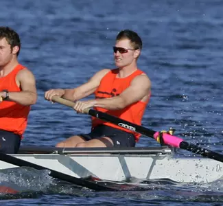 Varsity Boats Take Third at Princeton Chase Image