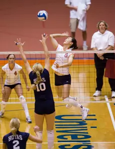 Duan Earns BIG EAST/Áeropostale Female Scholar-Athlete Award Image