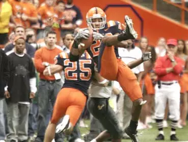 Orange Football Sets Sights on Notre Dame Image