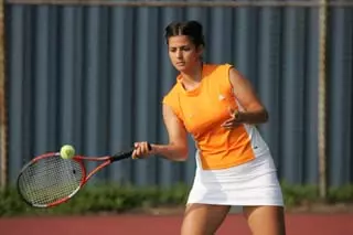 Orange Defeats Rutgers, 6-1 Image