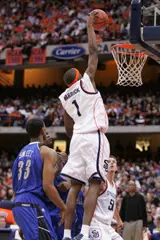 Warrick's Career-High 32 Points Pace #8/7 Orange to 90-75 Victory Image