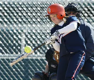 Orange Softball Loses Twice at Notre Dame Image