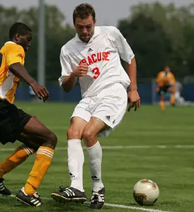 Peetoom Helps Canada to 1-1 Draw Image