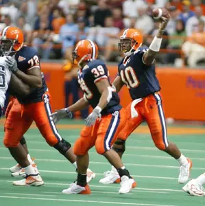 Orange Loses Season-Opener, 15-7, to West Virginia Image