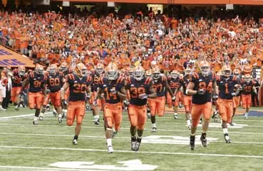 Robinson Previews Orange's Contest at West Virginia on His Weekly Radio Show Image