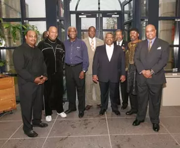 'Syracuse Eight' to Receive Chancellor's Medal for Courage Image
