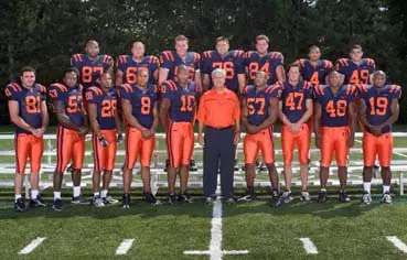 Orange Hosts Connecticut in Final 2006 Home Game Image