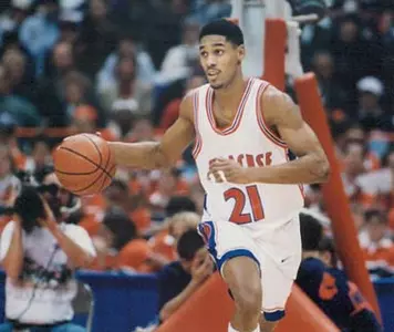 Moten Back At SU To Finish Degree Image