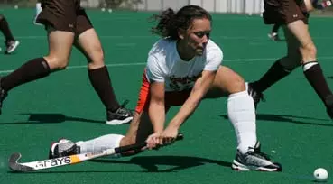 Stuart’s Goal Lifts Field Hockey to Victory Image