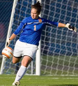 Bennett-Hattan Stops Eight In 1-0 Defeat At USF Image