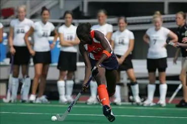 Nantulya Propels Orange Field Hockey to 1-0 Victory Image