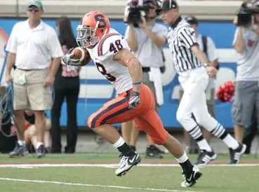 Suter Earns FWAA Freshman All-America Honors Image