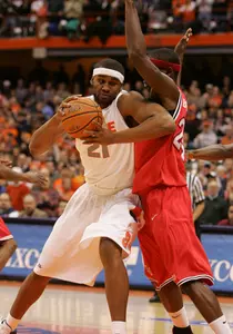 Man in the Middle: Onuaku a Force in Orange’s 76-70 BIG EAST Win Against St. John’s Image