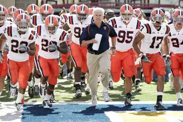 Orange Football Earns 17th AFCA Academic Honor Image