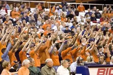 Women's Basketball Season Tickets on Sale Oct. 8 Image