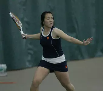 Orange Finds Groove, Sweeps Villanova, 7-0 Image