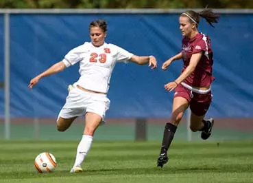 Orange Extends Winning Streak at Colgate Image