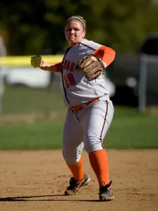 Third Baseman Hallie Gibbs