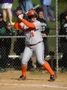 Third Baseman Hallie Gibbs