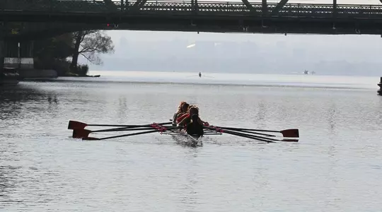 2011_12_practice_boatdistance