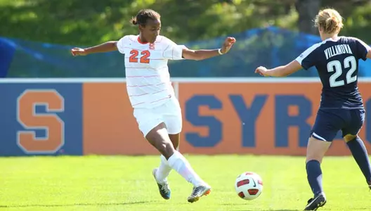 Jasmine Watkins takes on Villanova